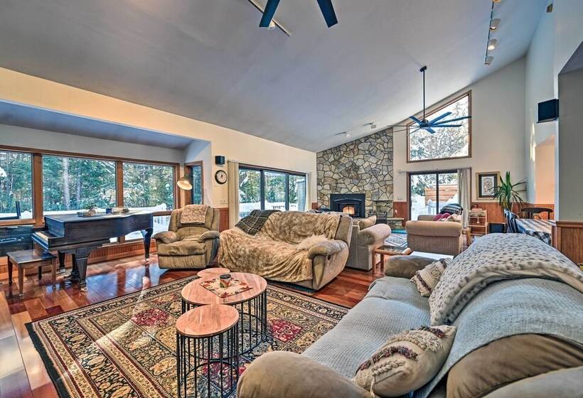 Ultimate Mountain Home W/ Hot Tub!