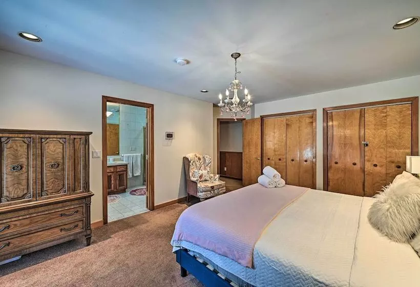 Ultimate Mountain Home W/ Hot Tub!