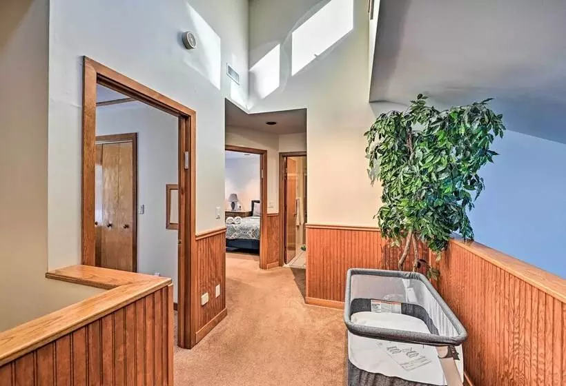 Ultimate Mountain Home W/ Hot Tub!