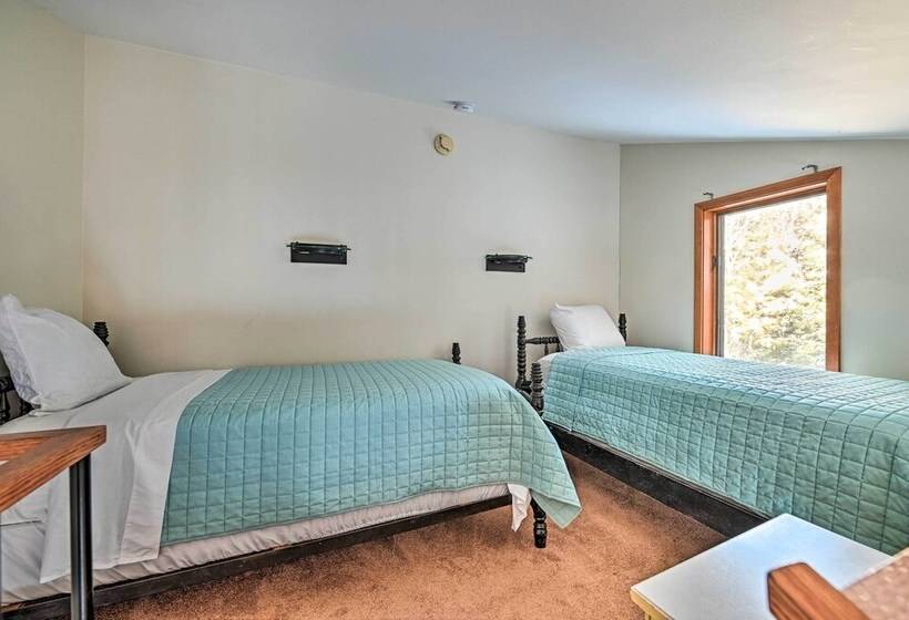 Ultimate Mountain Home W/ Hot Tub!