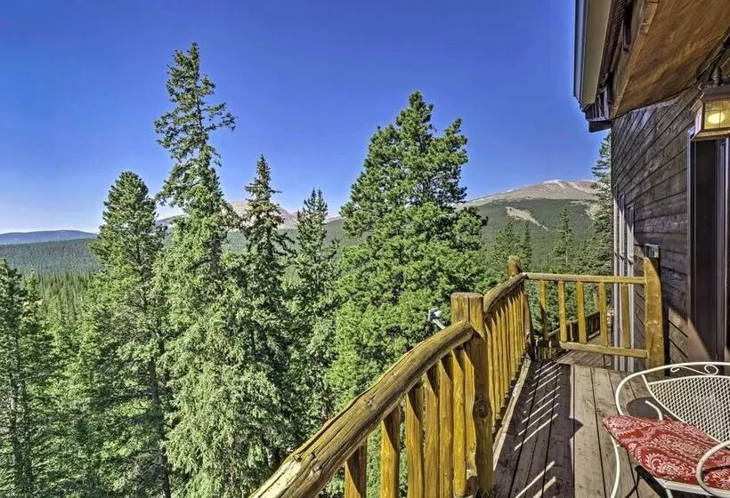 Spacious Fairplay Retreat W/ Hot Tub & Fire Pit!