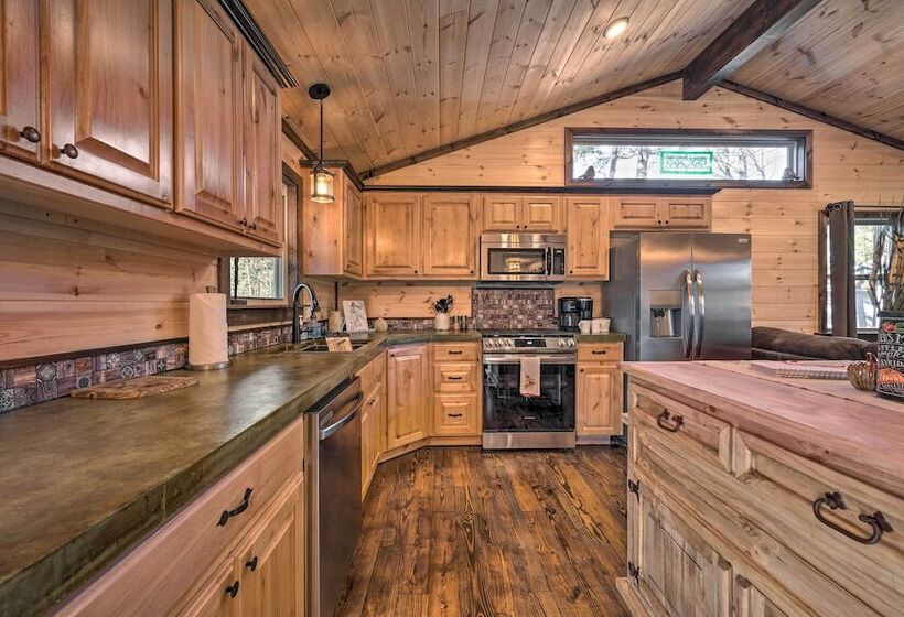 Updated Cabin W/ Fire Pit: 2 Mi To Utv & Hike