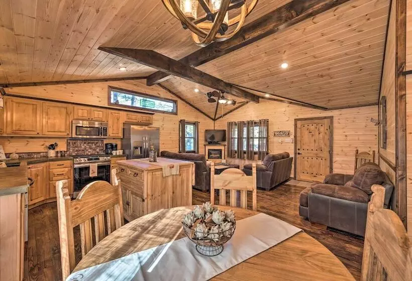 Updated Cabin W/ Fire Pit: 2 Mi To Utv & Hike