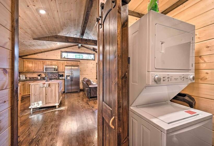 Updated Cabin W/ Fire Pit: 2 Mi To Utv & Hike