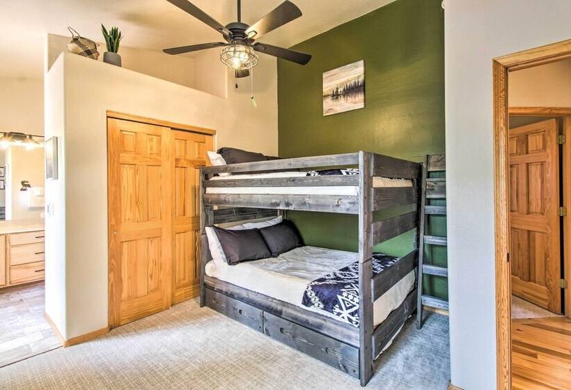 Upscale Pinetop Cabin W/ Game Room & Fire Pit