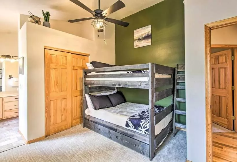 Upscale Pinetop Cabin W/ Game Room & Fire Pit