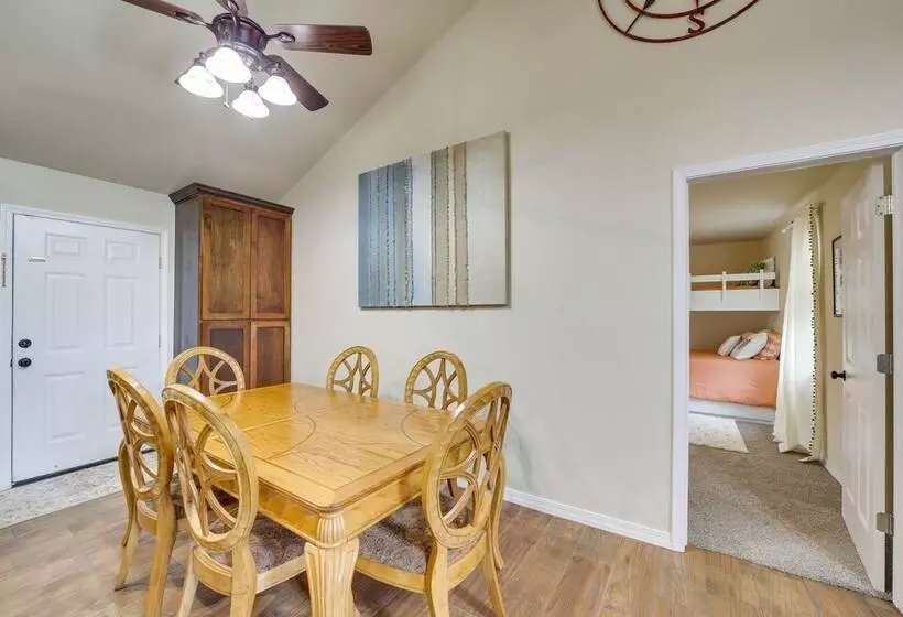 Vian Home Near Tenkiller State Park!