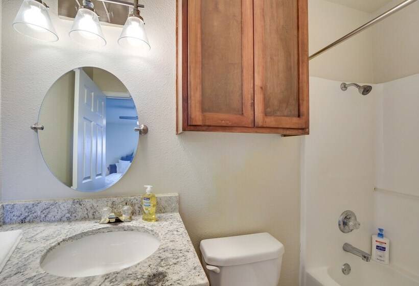 Vian Home Near Tenkiller State Park!