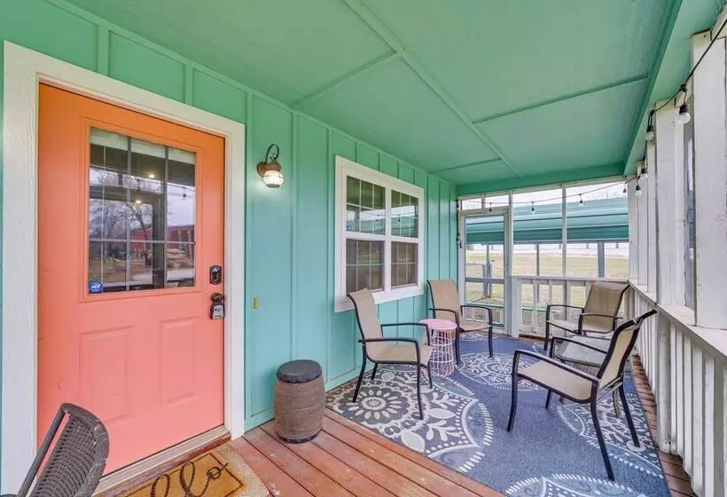 Vian Home Near Tenkiller State Park!