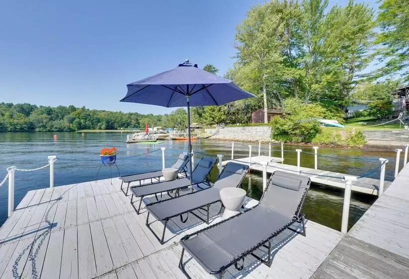 Waterfront White Lake Vacation Rental!