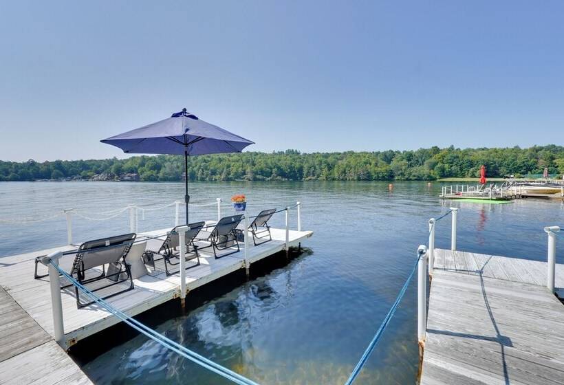 Waterfront White Lake Vacation Rental!