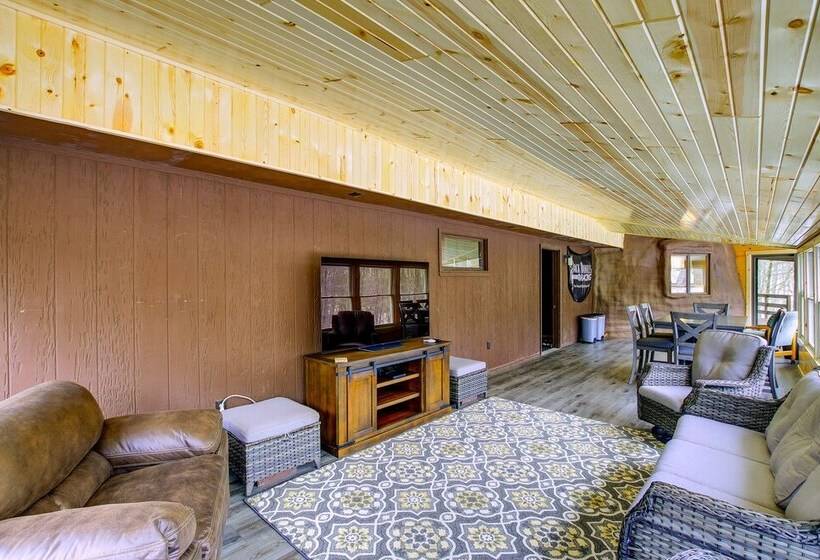 Wisconsin Vacation Rental: 1 Mi To Road America!