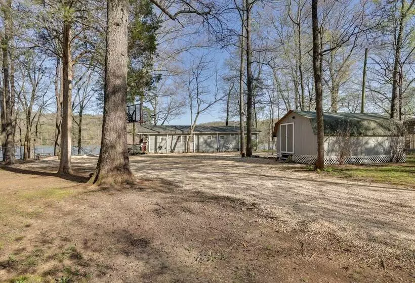 Athens Vintage Fishing Cabin On Elk River!