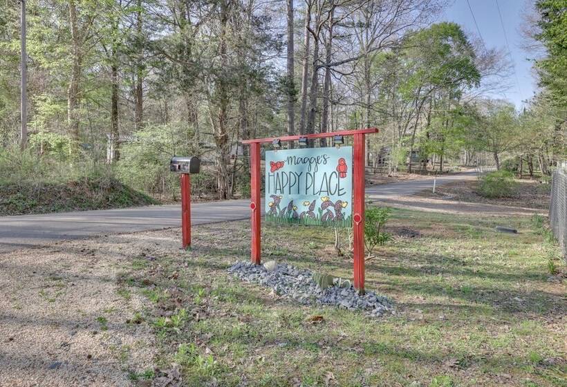 Athens Vintage Fishing Cabin On Elk River!