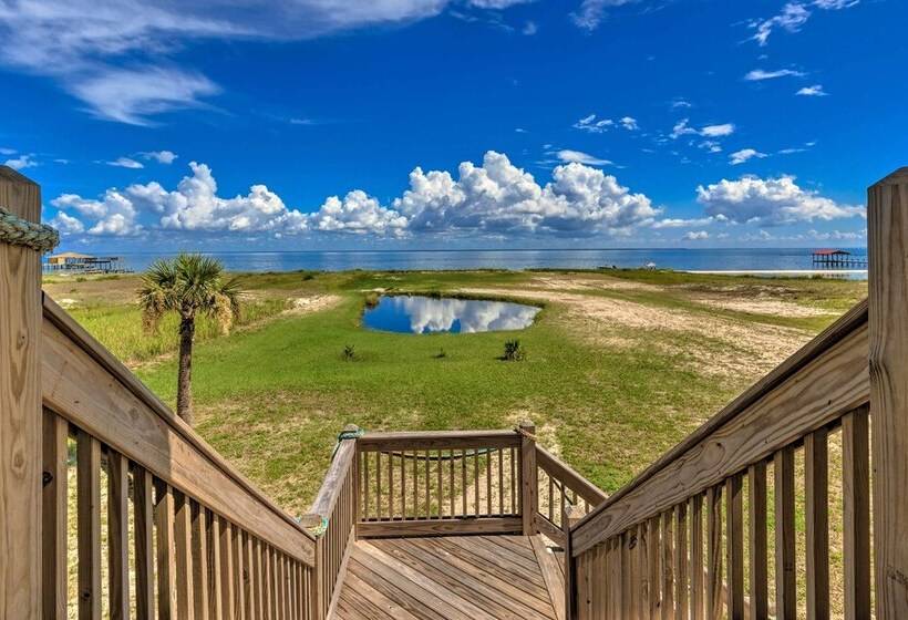 Bayfront Dauphin Island Home W/ Beach Access!