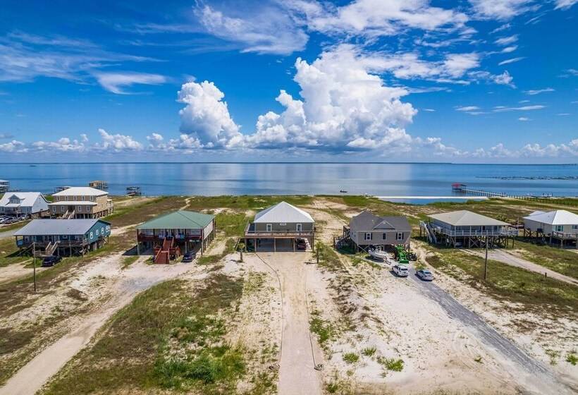 Bayfront Dauphin Island Home W/ Beach Access!