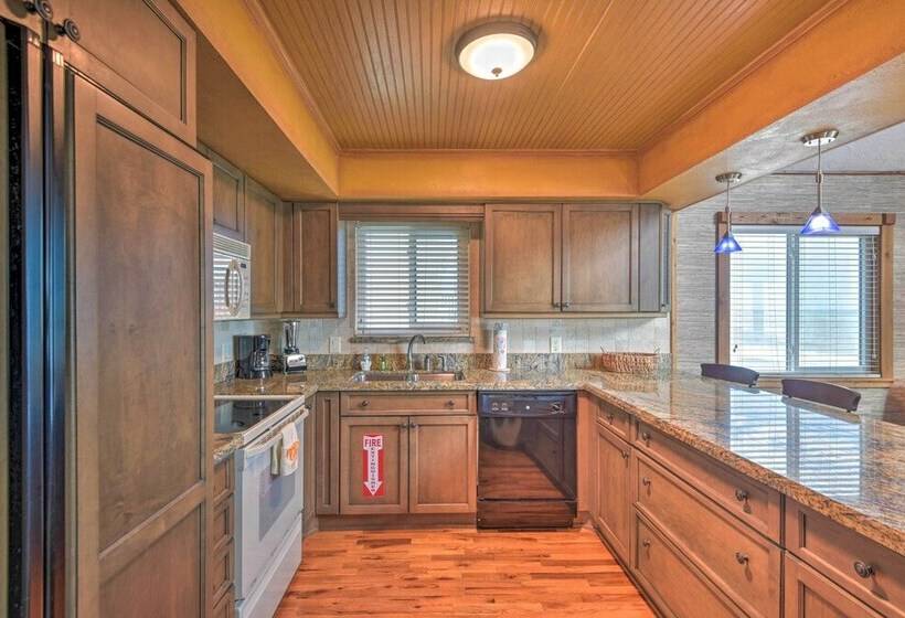 Beachfront Oasis W/ Game Room & Ocean Views!