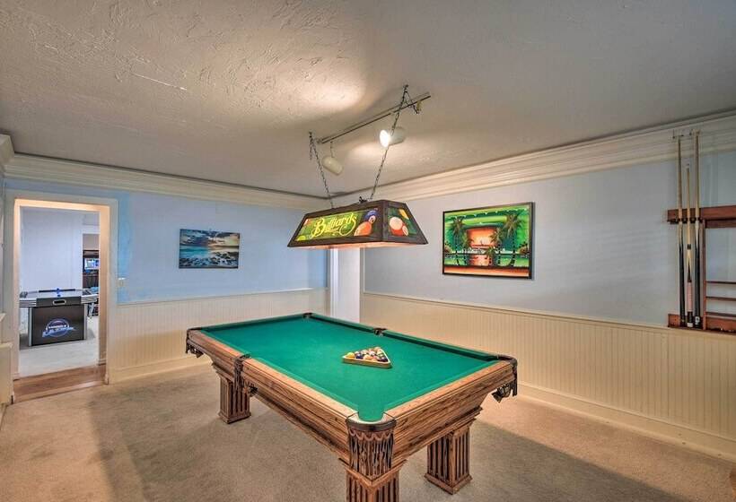 Beachfront Oasis W/ Game Room & Ocean Views!