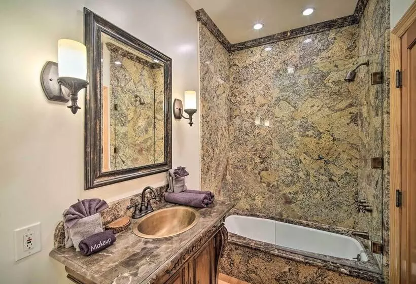 Mountain View Home In Big Bear W/ Wraparound Deck