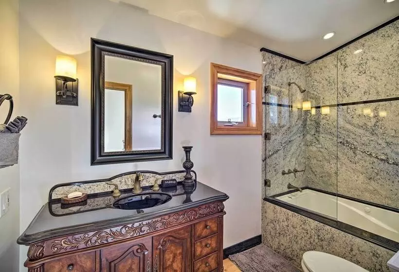 Mountain View Home In Big Bear W/ Wraparound Deck