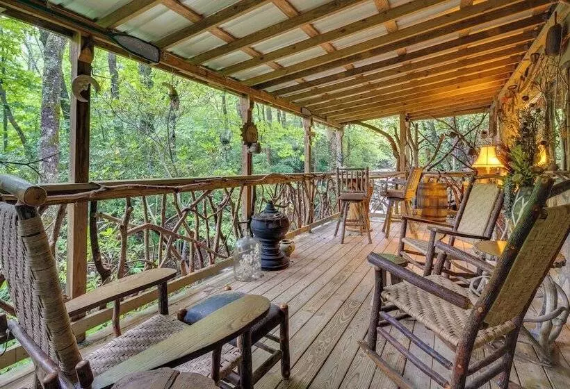 Celo Cabin W/ Deck In Pisgah National Forest
