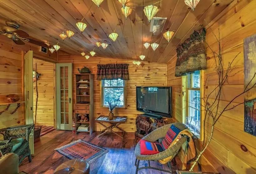 Celo Cabin W/ Deck In Pisgah National Forest