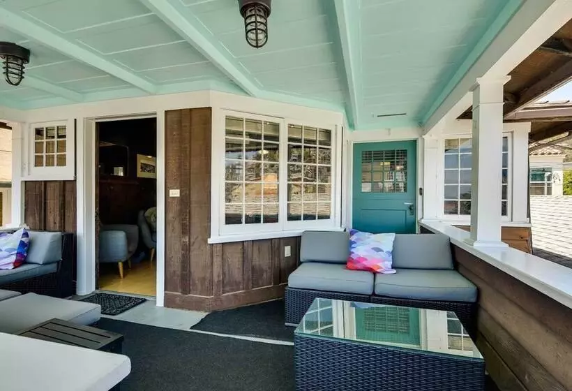 Walk To Beach: Catalina Gem W/ Deck!