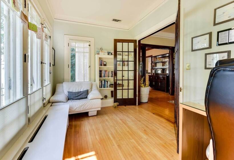 Charming Mpls Home W/ Patio   Walk To Uptown!