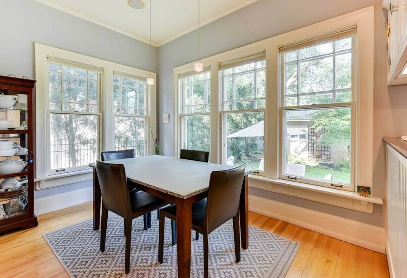 Charming Mpls Home W/ Patio   Walk To Uptown!