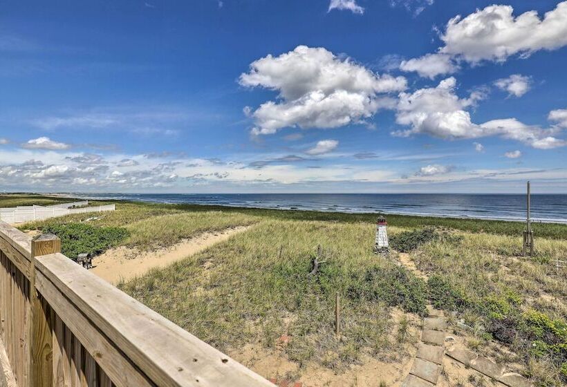 Charming Oceanfront Home On Salisbury Beach
