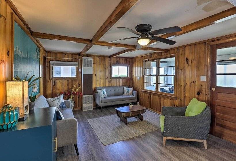 Charming Oceanfront Home On Salisbury Beach