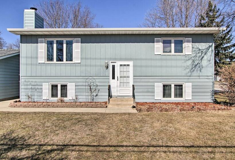 Charming Rochester Home, 4 Mi To Mayo Clinic!