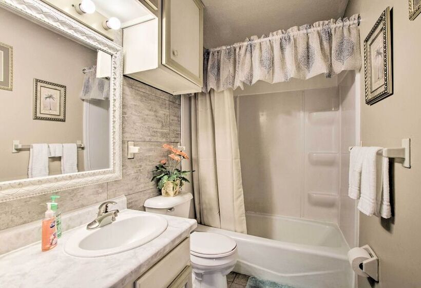 Charming Rochester Home, 4 Mi To Mayo Clinic!