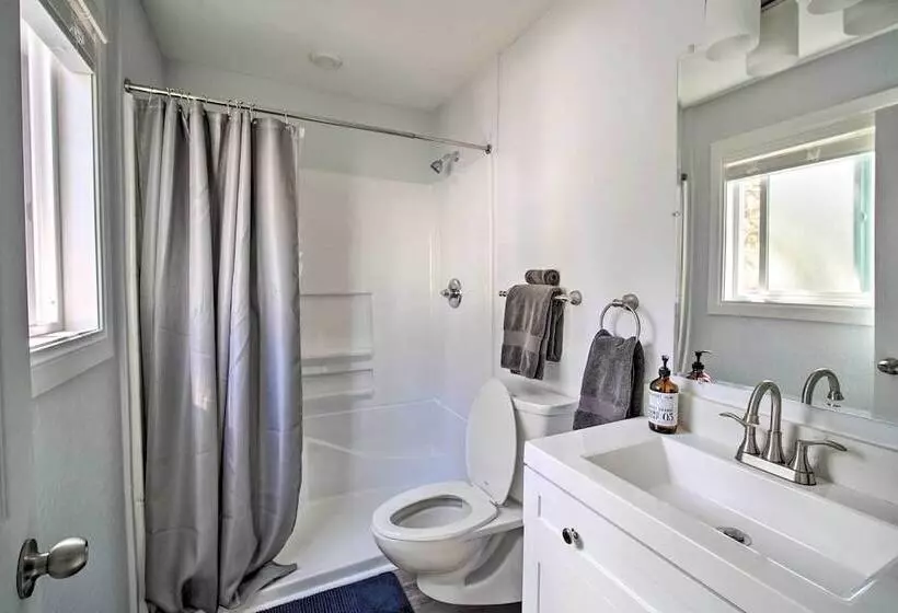 Chic Running Springs Forest Cabin W/ Deck!