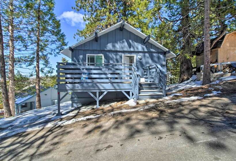 Chic Running Springs Forest Cabin W/ Deck!