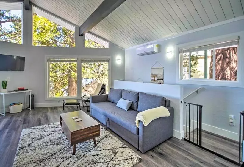 Chic Running Springs Forest Cabin W/ Deck!