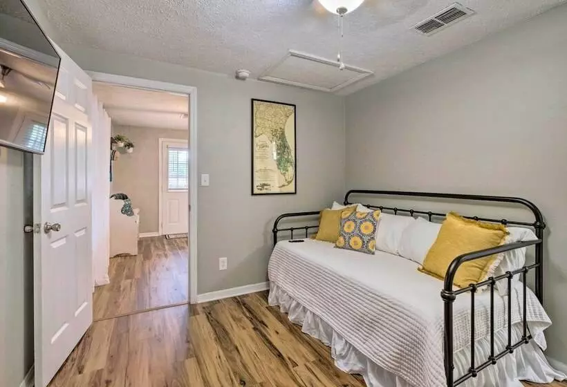 Cozy Ocala Home W/ Porch < 1 Mi To Downtown!