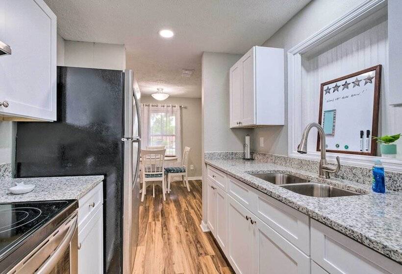 Cozy Ocala Home W/ Porch < 1 Mi To Downtown!