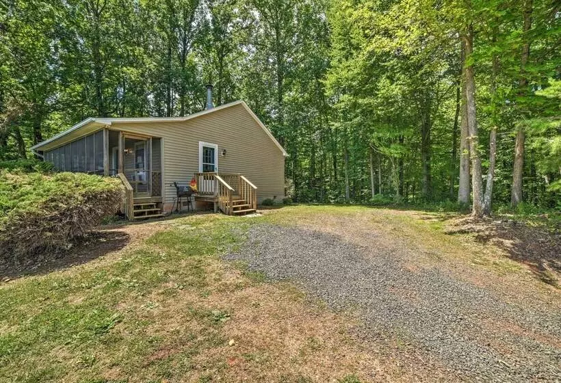 Cozy Rixeyville Cottage W/ Deck, Grill, & Stabling
