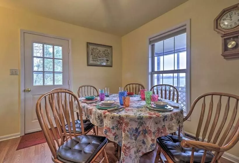 Cozy Rixeyville Cottage W/ Deck, Grill, & Stabling