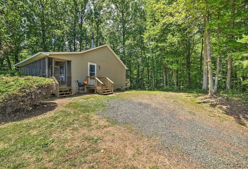 Cozy Rixeyville Cottage W/ Deck, Grill, & Stabling