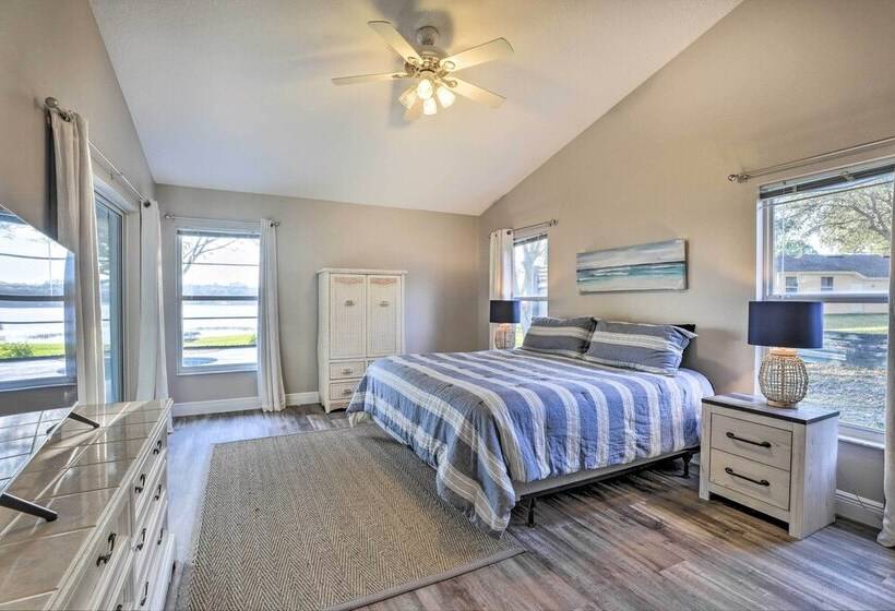 Dog Friendly Lake Home W/ Dock ~ 25 Mi To Disney!