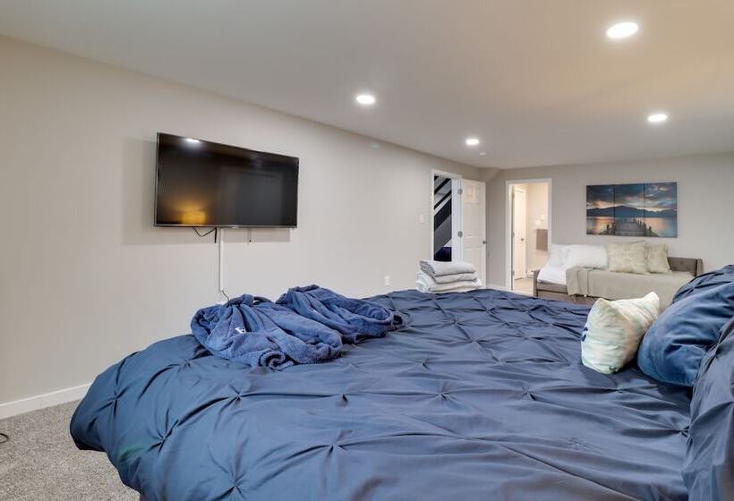 Family Friendly Home W/ Hot Tub & Ev Charger!