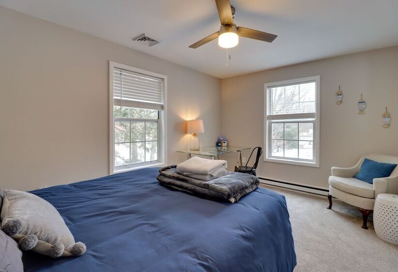 Family Friendly Home W/ Hot Tub & Ev Charger!