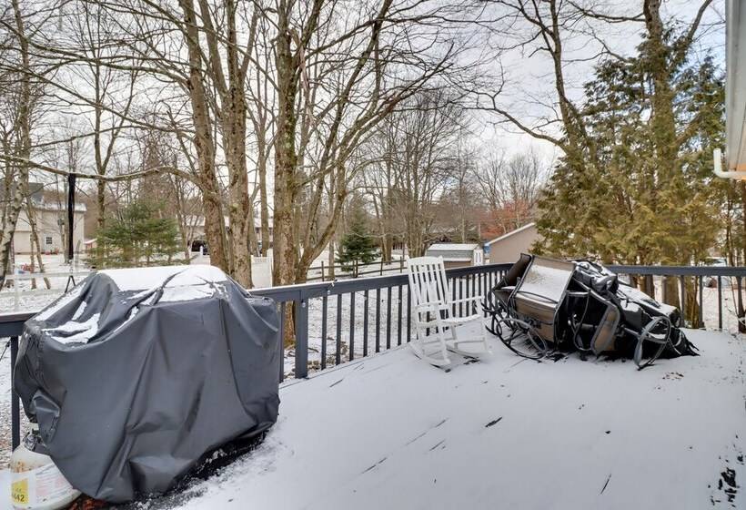 Family Friendly Home W/ Hot Tub & Ev Charger!