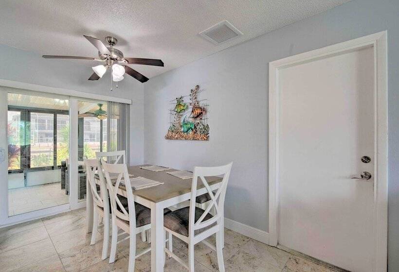 Hernando Beach Home W/ Pool & Canal Access!