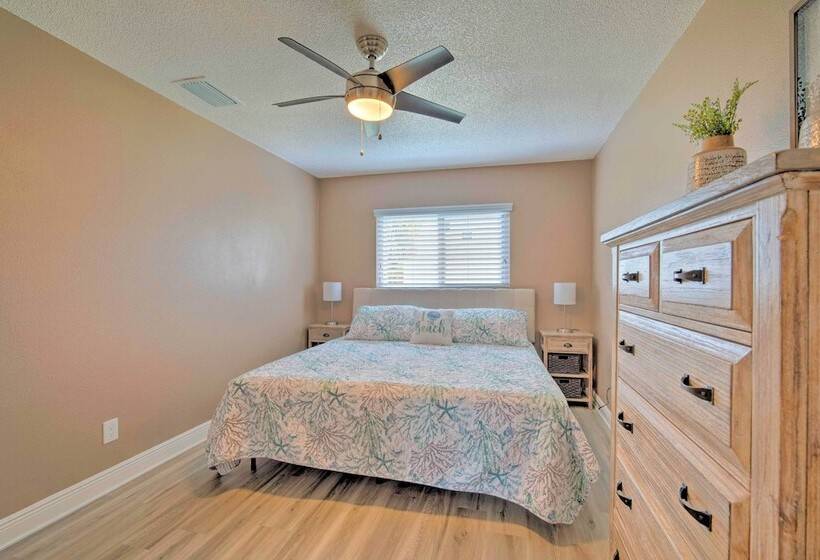 Hernando Beach Home W/ Pool & Canal Access!