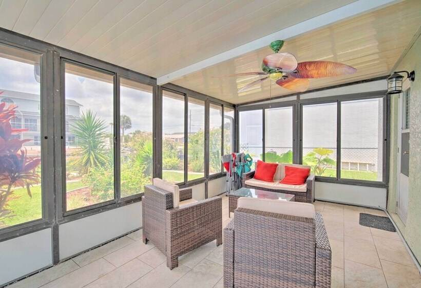 Hernando Beach Home W/ Pool & Canal Access!