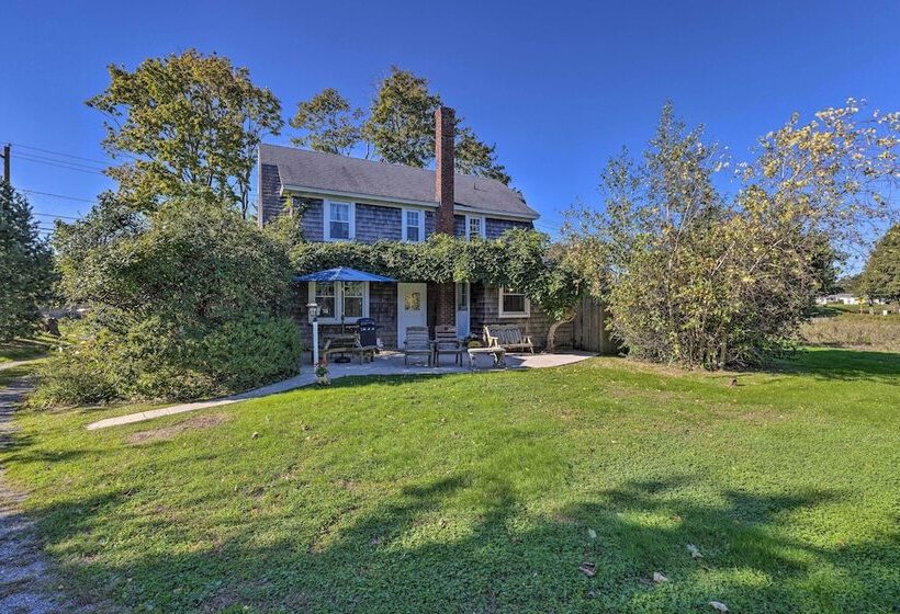 Historic North Fork Farmhouse Near Wineries!