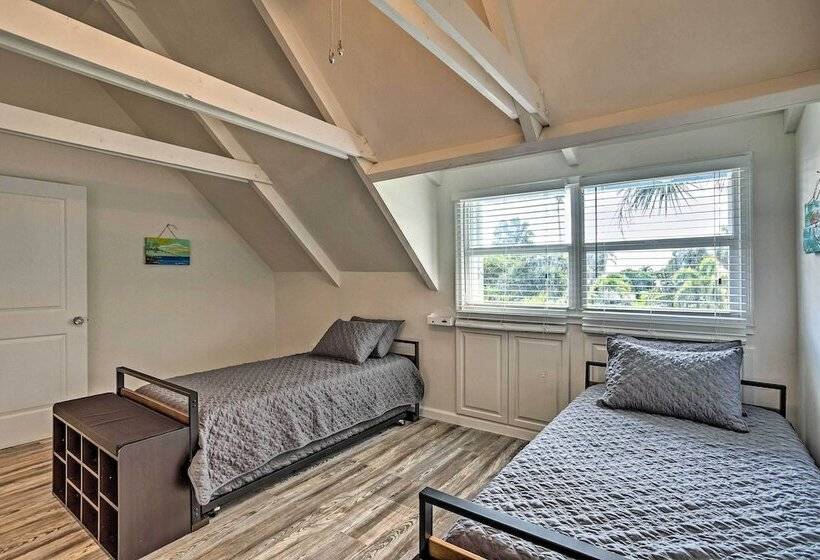 Hutchinson Island Home W/ Heated Pool: Near Beach!